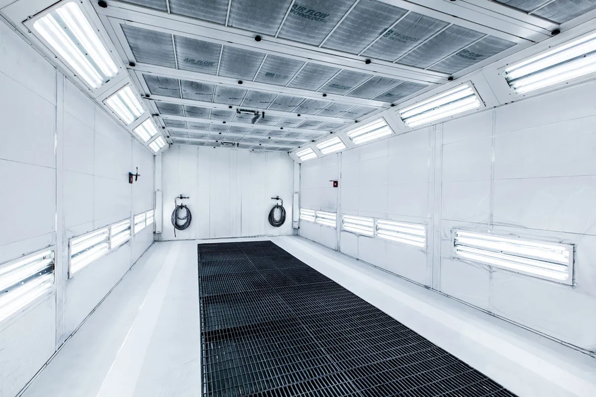 Downdraft spray booth interior